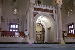 05 Dubai Jumeirah Mosque Miihrab and Minbar